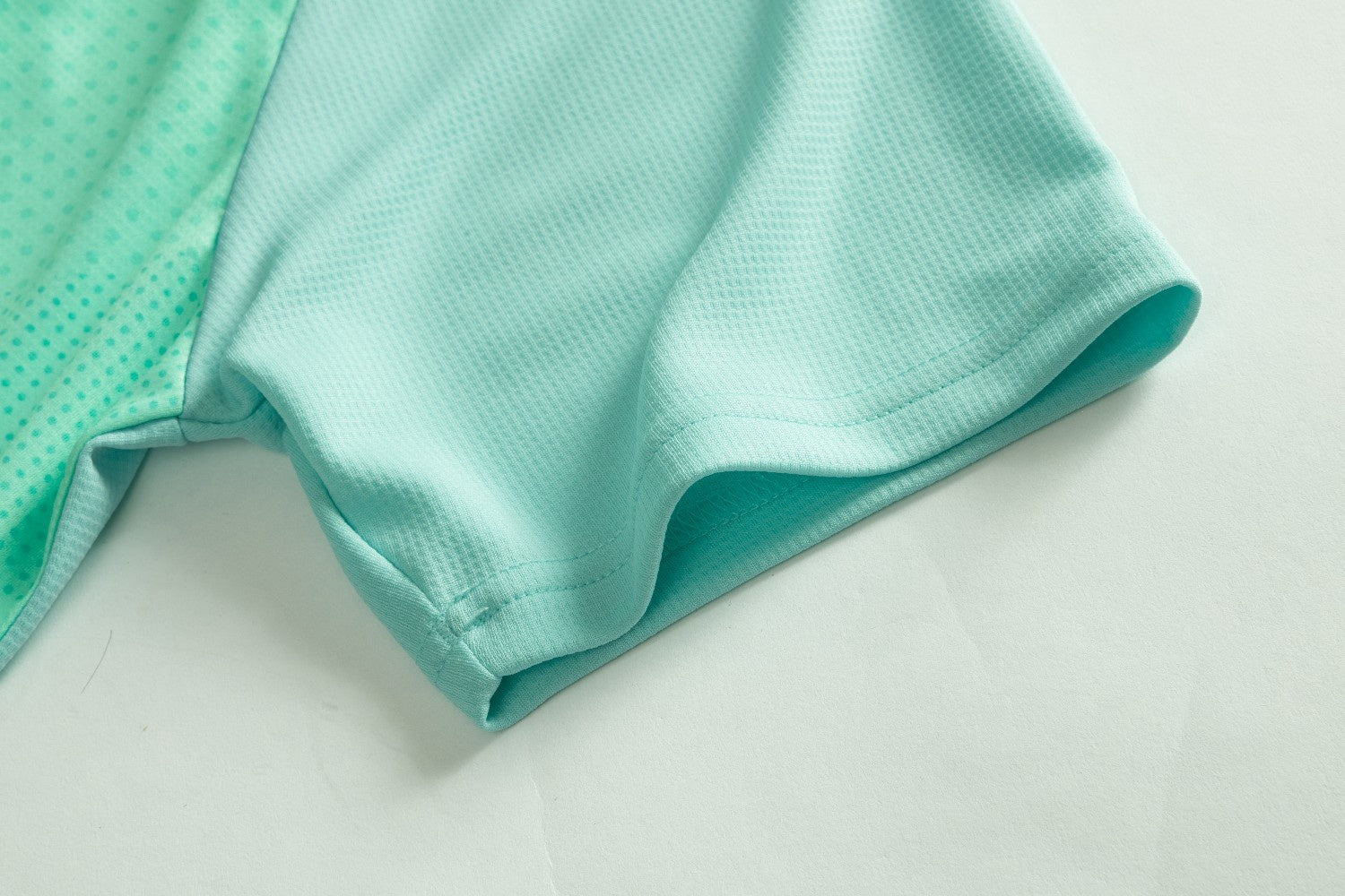 T-Shirt (Adults) - Mint Green
