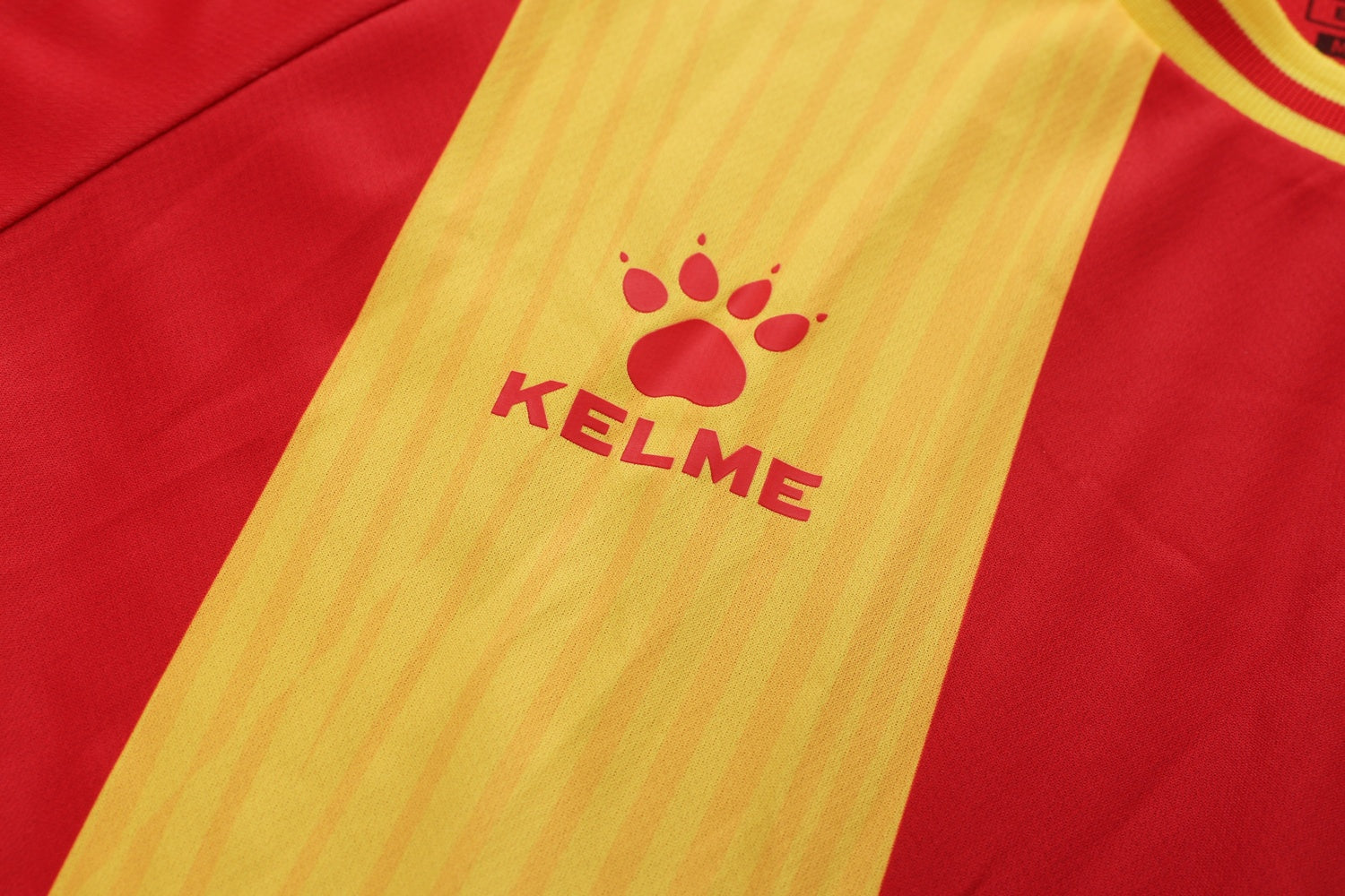 Short Sleeve Football Shirt (Adults) - Red/Yellow
