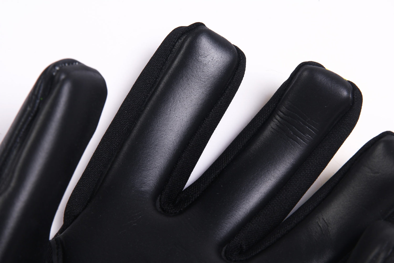 Goalkeeper Gloves (Training) - Black/Neon Yellow