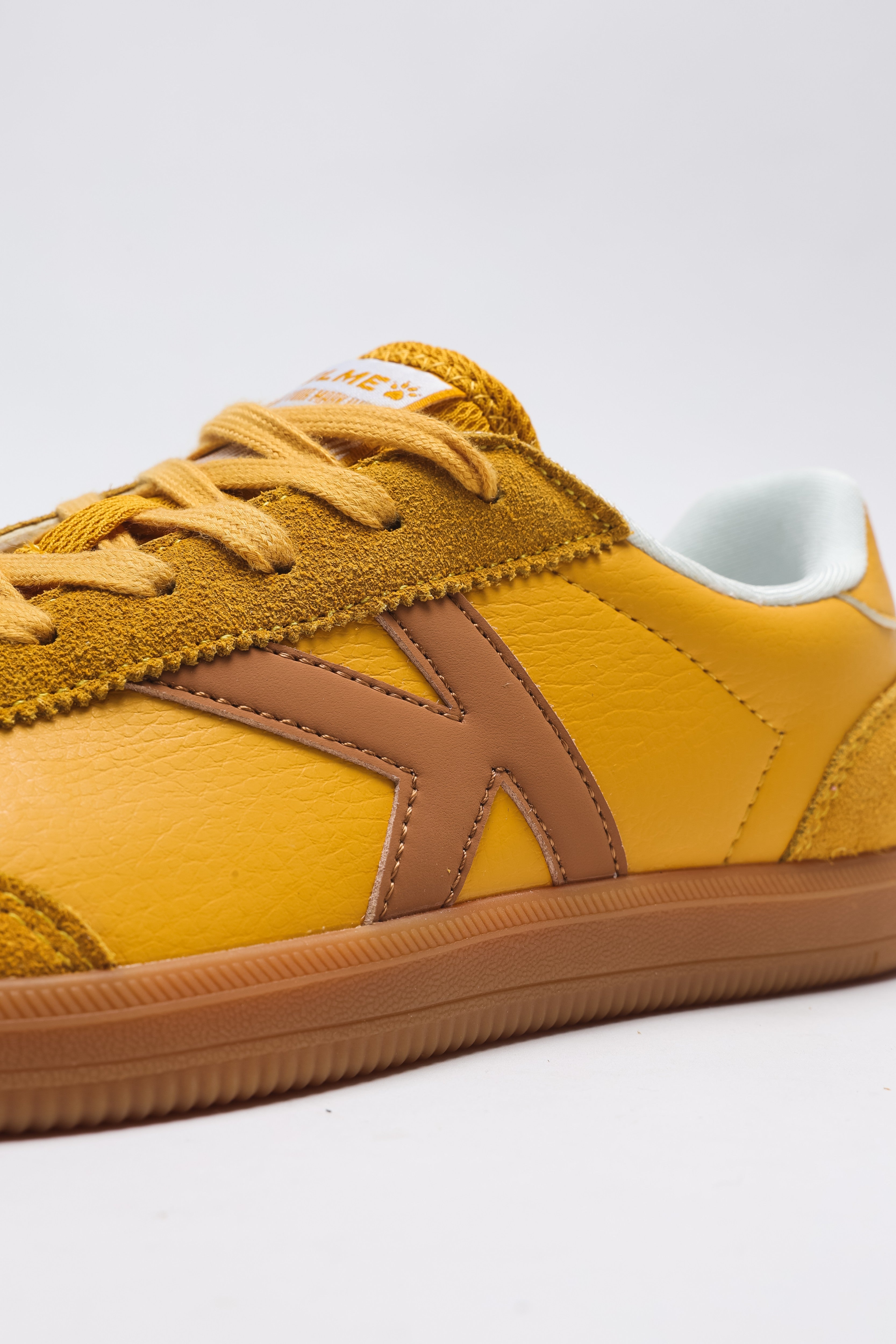 Unisex Casual Shoes - Yellow