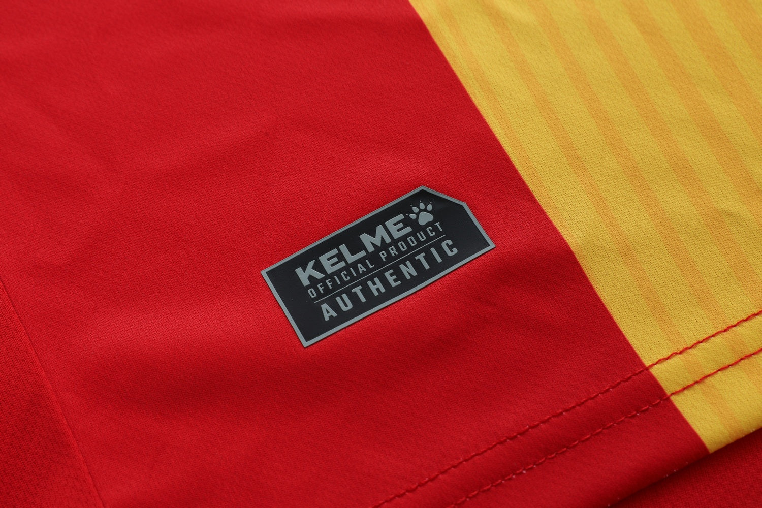 Short Sleeve Football Shirt (Adults) - Red/Yellow