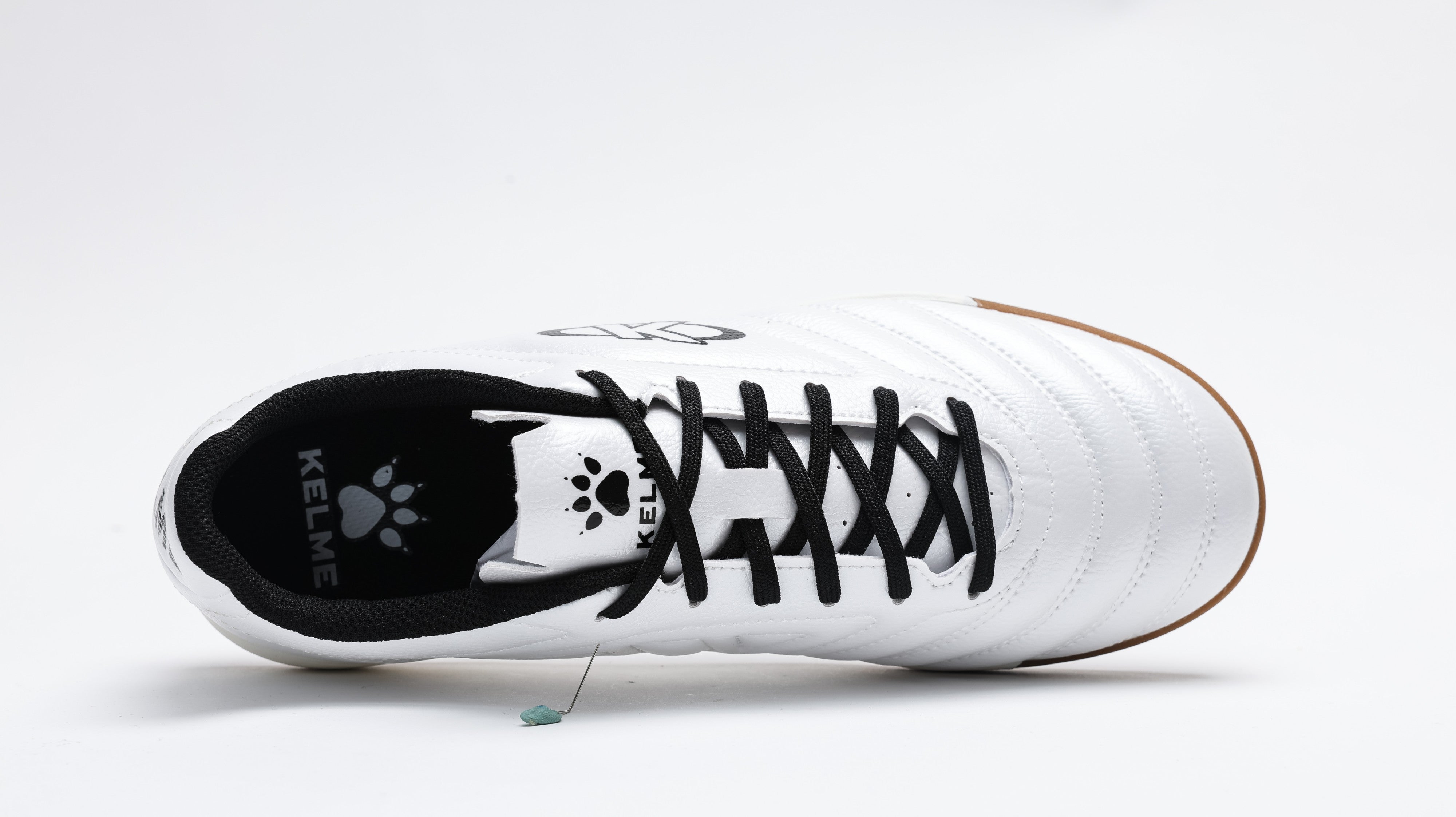 Men Futsal Shoes - Indoor (IN) - White