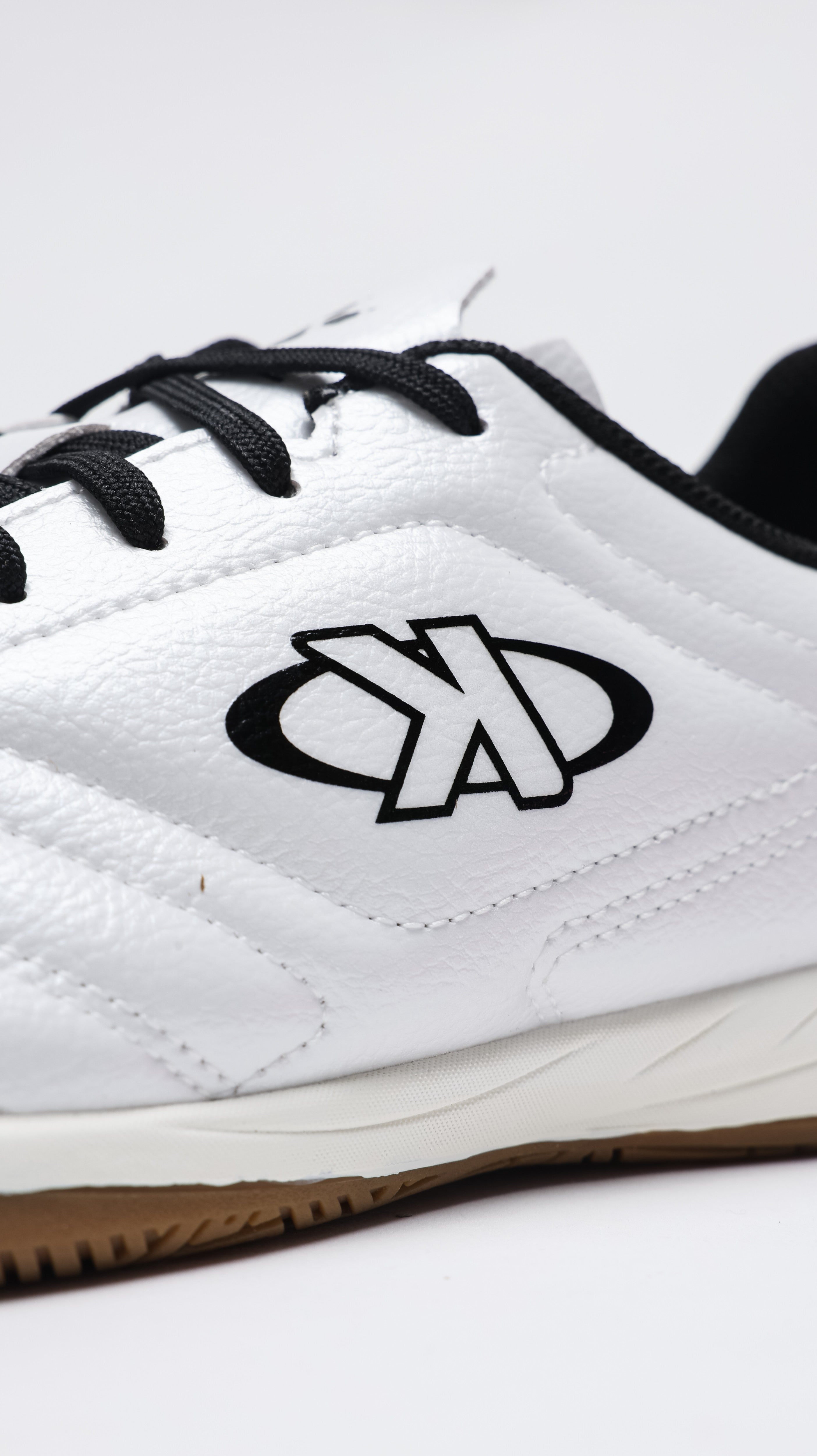 Men Futsal Shoes - Indoor (IN) - White