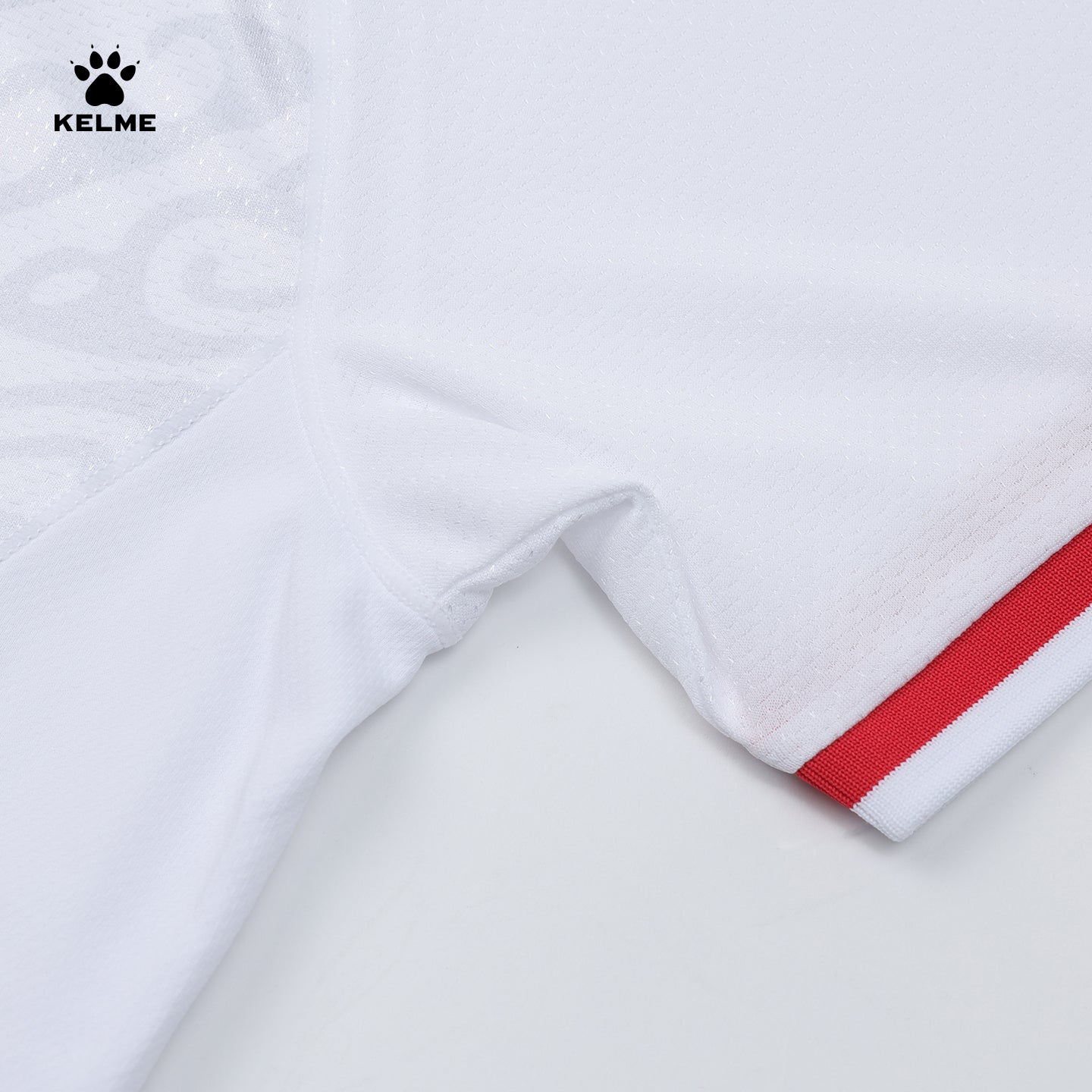 Jersey Timnas Indonesia Tandang Lengan Pendek Replika 2026
