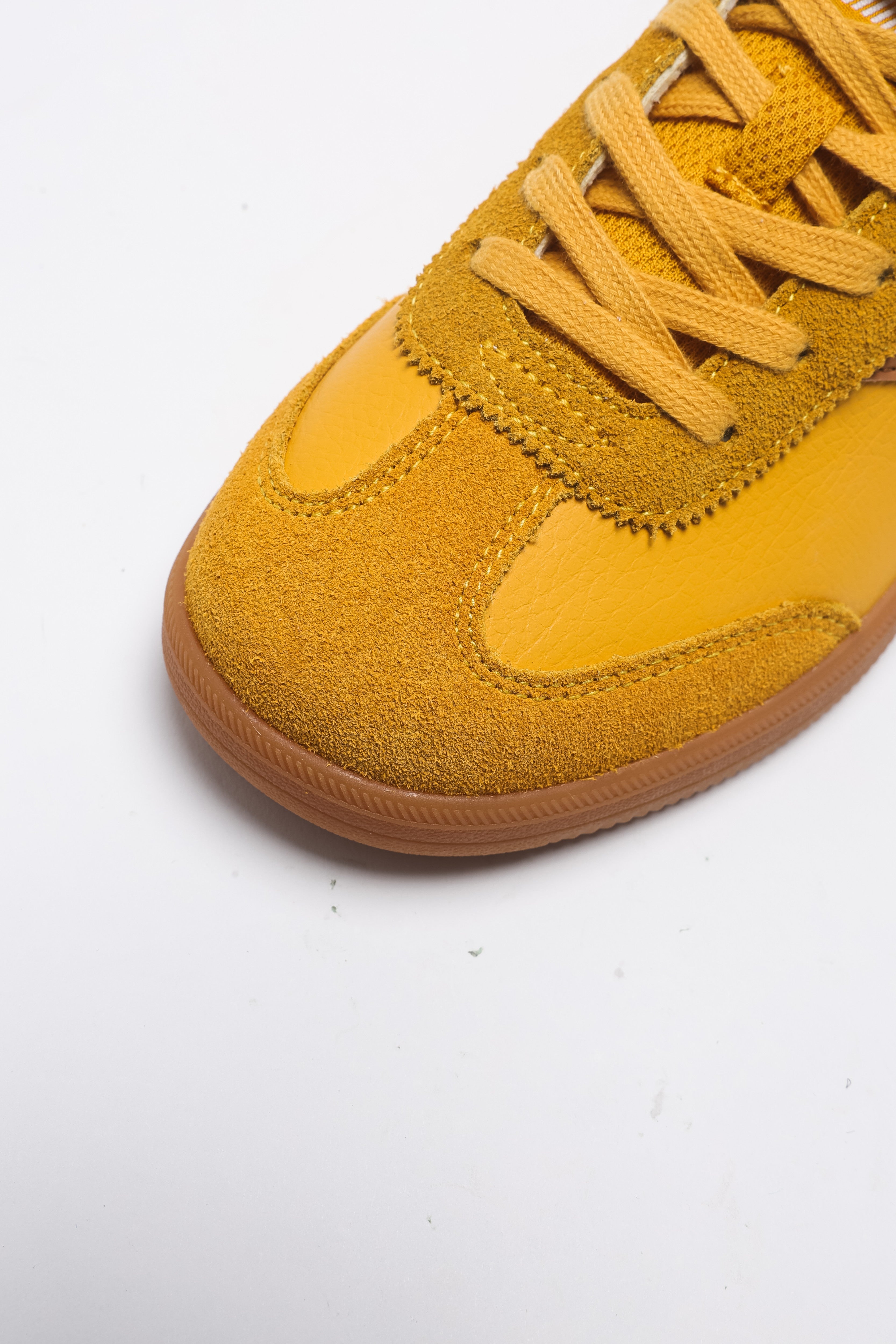 Unisex Casual Shoes - Yellow