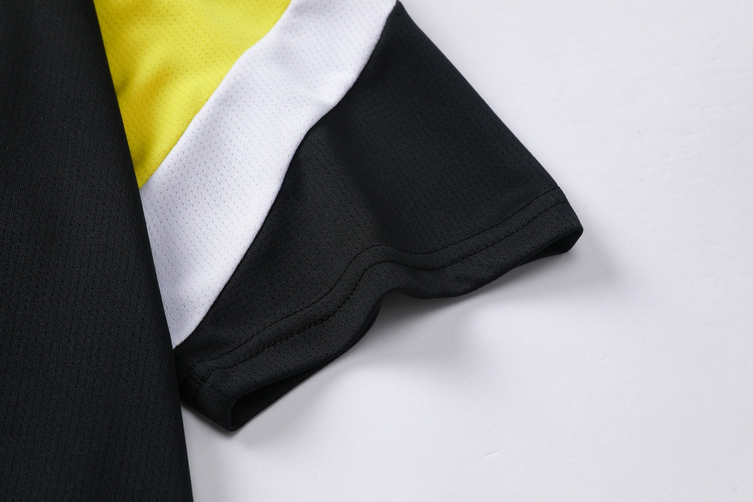 Short Sleeve Football Shirt (Adults) - Black/Yellow