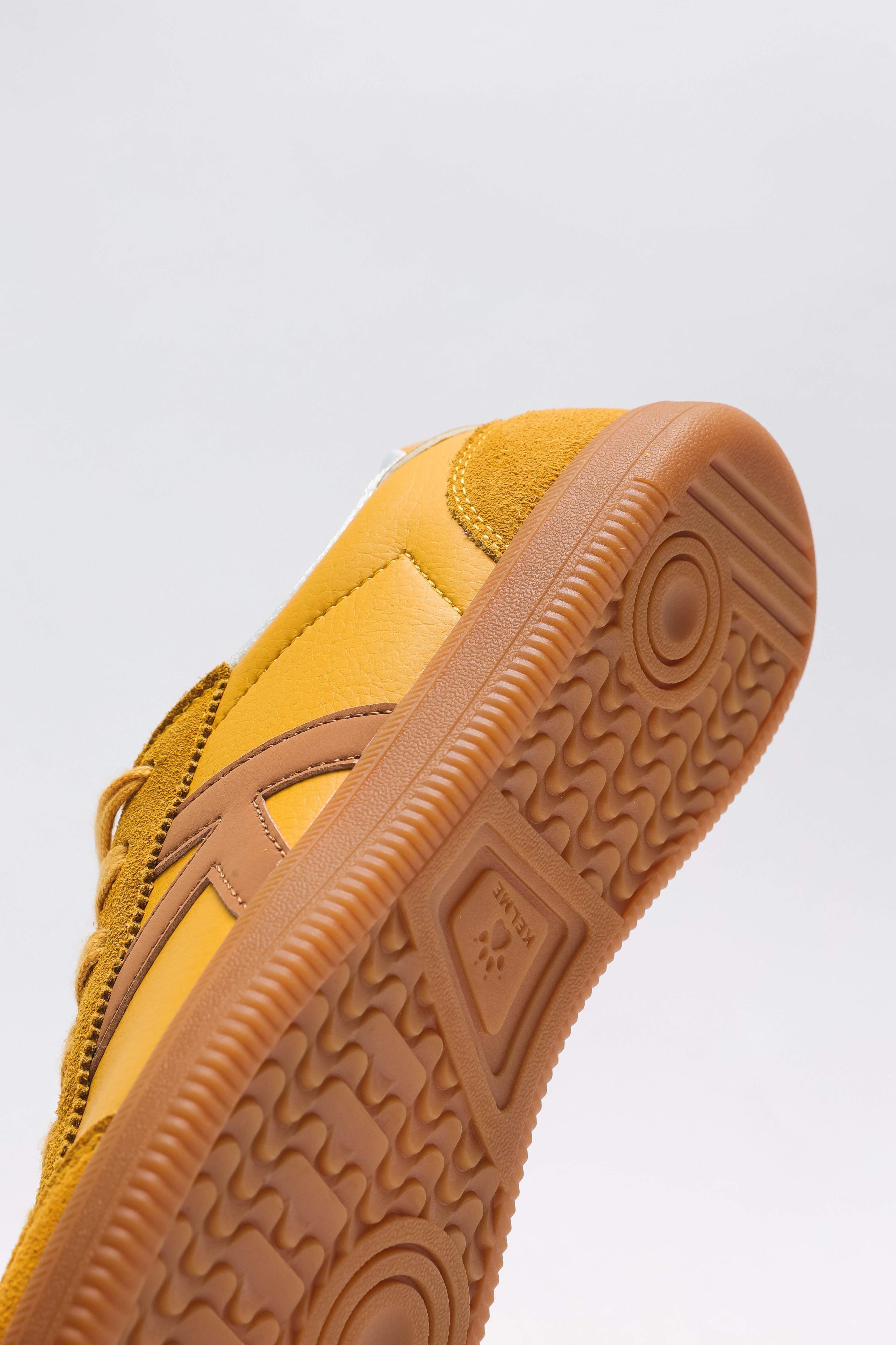 Unisex Casual Shoes - Yellow