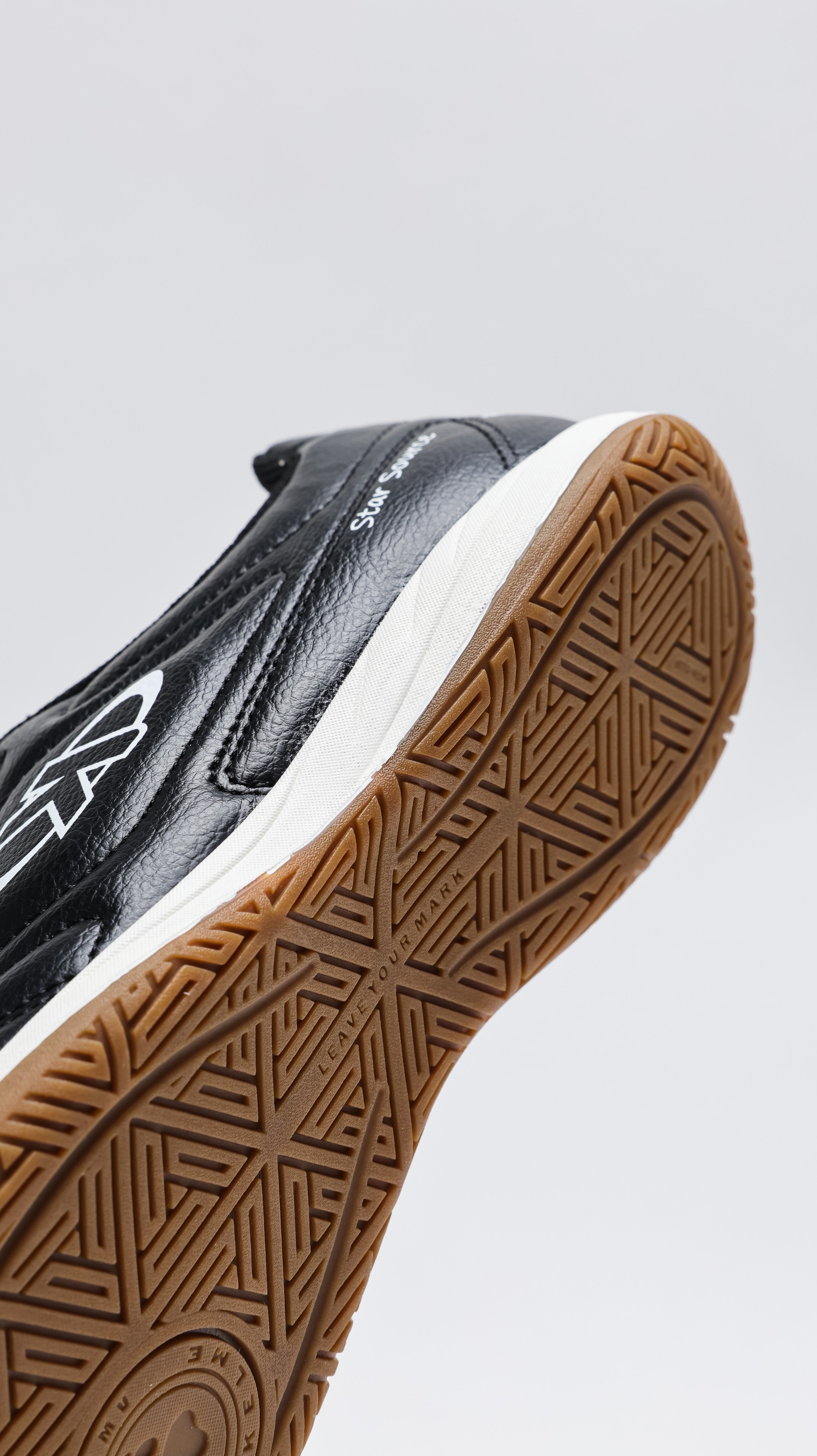 Men Futsal Shoes - Indoor (IN) - Black