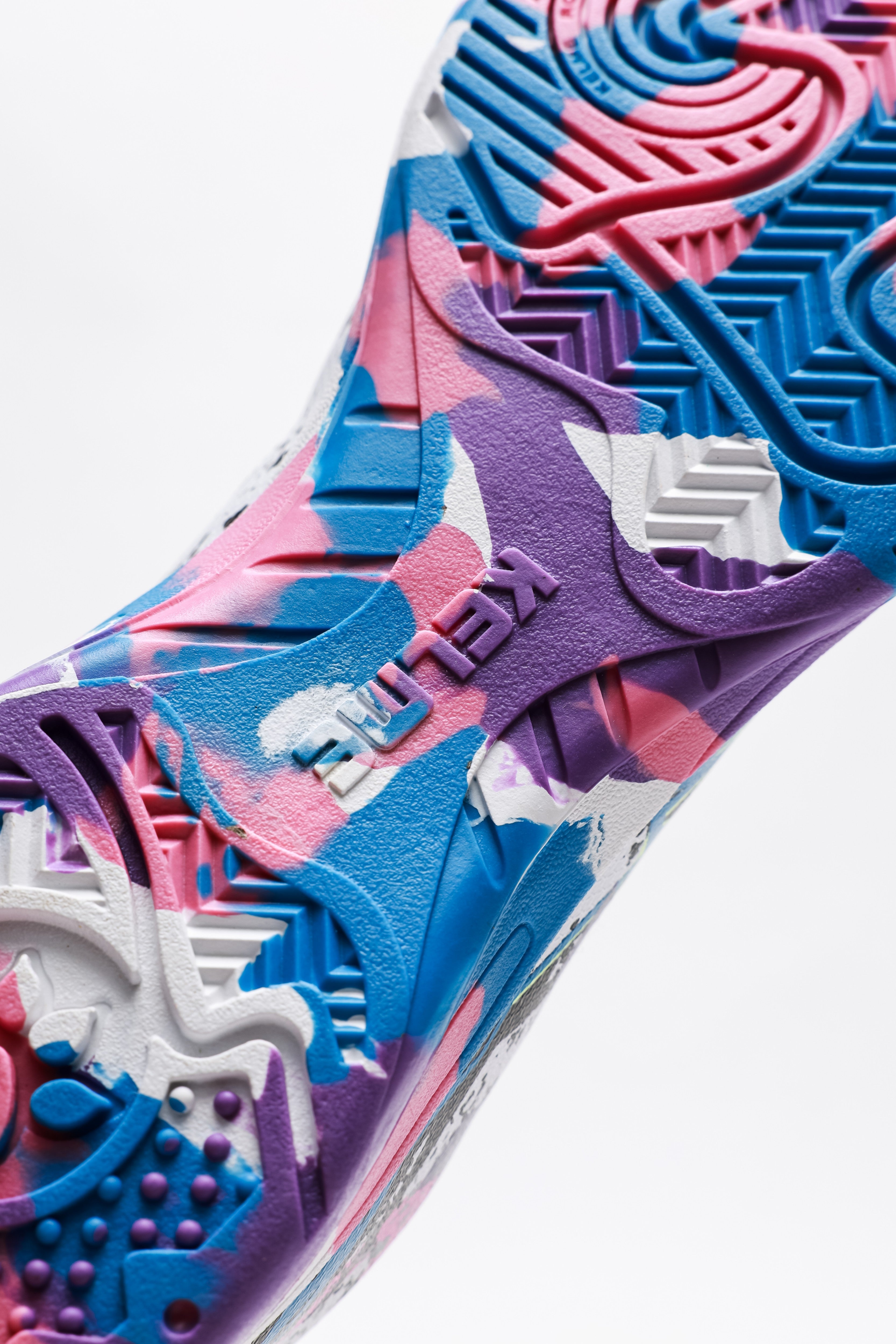 Men Futsal Shoes - Indoor (IN) - White/Purple