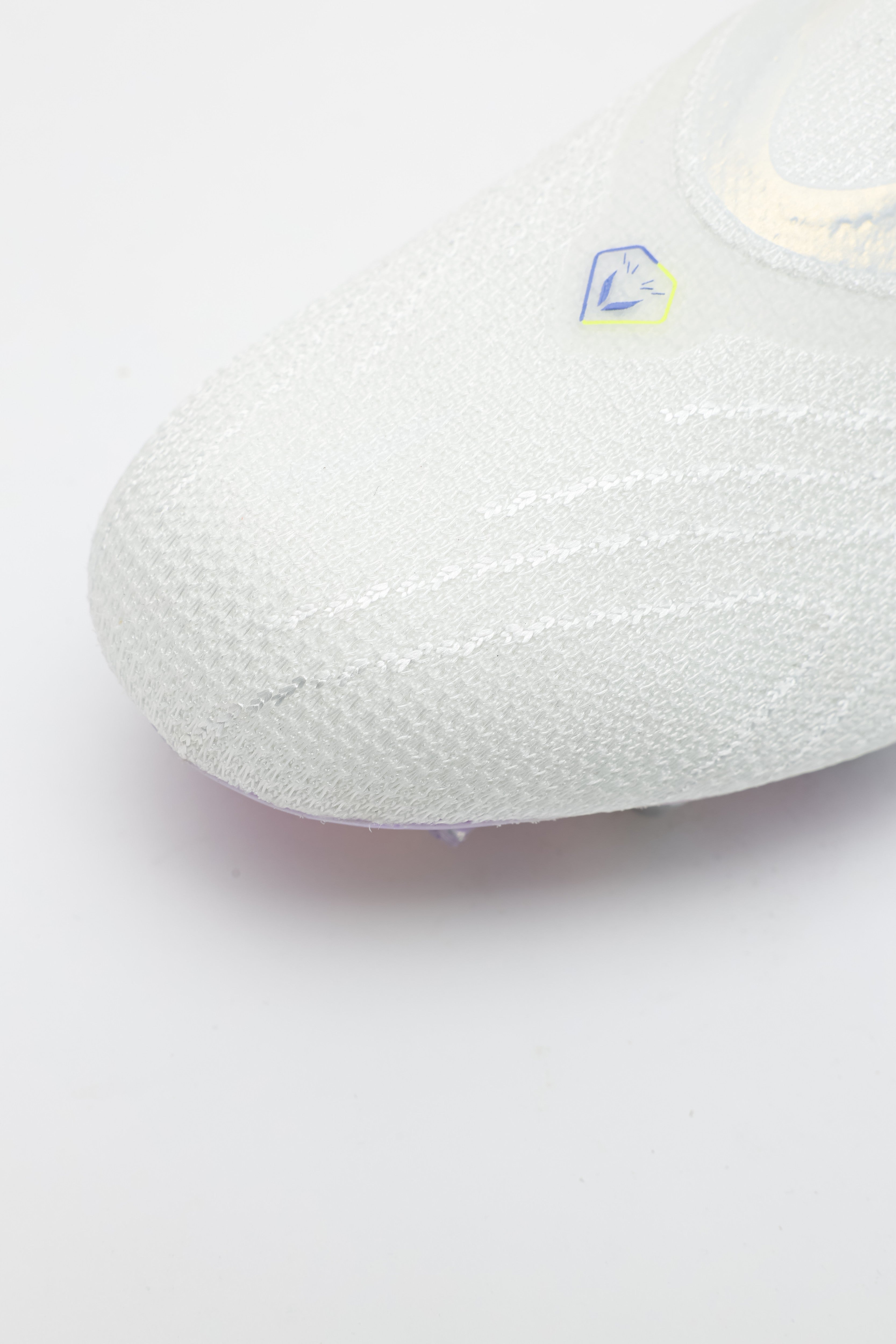 Men Football Shoes - Soft Ground (SG) 2 - White/Purple
